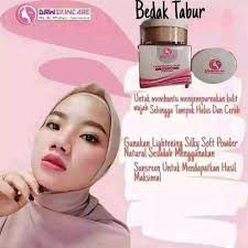 Bedak yang tersedia dalam tiga warna itu seharga rp 15 ribu. Bedak Tabur Drwskincare Bedak Wajah Bedak Wanita Bedak Untuk Wajah Berjerawat Bedak Untuk Kulit Berminyak Loose Powder Drw Skincare Original Lazada Indonesia