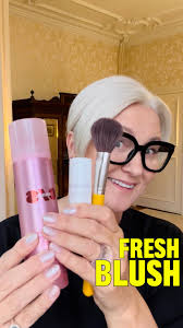 We've all been there. Marilynne uses The Dusty Rose Kit for effortless  makeup