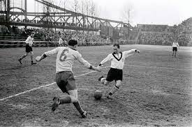 Hertha's president, werner gegenbauer, said on monday evening, the order for the architects is out. Hertha Berlin The Old Lady Of German Football Retro Football