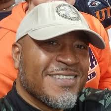 Andre Brady's Instagram, Twitter & Facebook