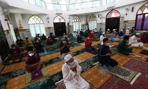 Merah,machang,kuala krai,mukim chiku jeli, gua musang (mukim galas, bertam) bandar melaka, alor gajah, jasin, masjid tanah, merlimau, nyalas jempol, tampin seremban, port dickson, kuala pilah, jelebu, rembau pulau tioman kuantan, pekan, rompin, muadzam shah maran, chenor. Melaka Benar Solat Jumaat Fardu Di Masjid Mulai Esok Ismaweb