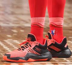 Signature shoe deals have been reported to be anywhere between 5 and 15 million dollars per year, so a 20% reduction for. The 10 Best Kicks On Court From All Star Weekend Nice Kicks