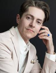 The Echo of Old Books by Barbara Davis