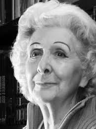 ♀️(2.215) SOPHIE FRANCES PASCOE (Nova Zelanda, 1993). Nedadora. Als dos  anys, va patir un accident amb una talladora de gespa. Com a resultat, se  li va amputar la cama esquerra per sota