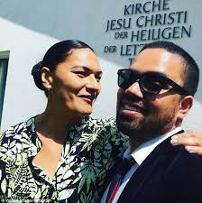 Maybe you would like to learn more about one of these? Valerie Adams Olympic Shot Putter Shares Hilarious Photo Of Biceps Daily Mail Online