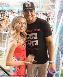 Colton had at least 2 relationship in the past. Colton Underwood And Girlfriend Cassie Randolph Get Flirty At Hard Rock Hotel S Sunburn Pool Party Daily Mail Online