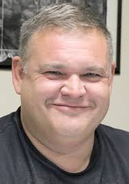 King to stand down in November election