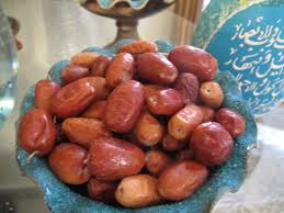 Image result for ‫سنجد‬‎