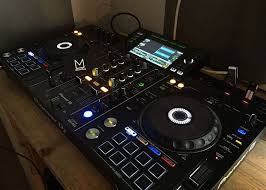 Pin Oleh Dpspecialized Di House Music For Life