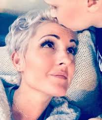 Family physician accepting unvaccinated children