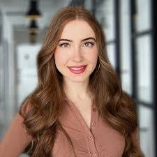 Alex Bielecki's Instagram, Twitter & Facebook