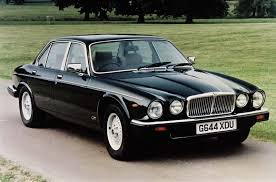 Jaguar Xj6 42 Photo Jaguar Xj6 42 03 Jpg Motoburg Jaguar Xj Jaguar Car Classic Cars