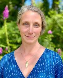 Amie Hancock's Instagram, Twitter & Facebook