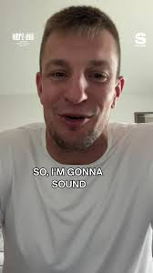 You've got this, @robgronkowski 🎤 #LetsGo! #TomBrady #JimGray #Football