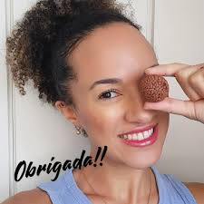 Como nós meninas e mulheres podemos colocar tudo o que gostamos em uma  decoração de bolo? Essa é uma ótima solução!! Haha A alegria e a leveza  dessa decoração combinam com o