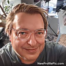 Amazing win for RODZ v Zak… many including myself though Zak would take  down the Colombian cannonball particularly as he forgot his kit again ..  luckily there was a harlequin staying in