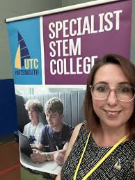 Beverley Odell's Instagram, Twitter & Facebook