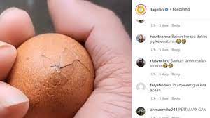 Maybe you would like to learn more about one of these? Viral Video Telur Menetas Di Genggaman Tapi Endingnya Buat Warganet Geram