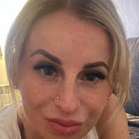 8 "Anna Pflaum" profiles