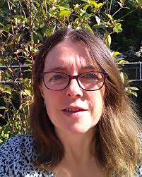 Mme Anne-Catherine Wagner