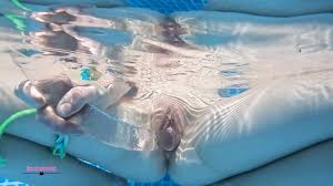 Underwater drowning fetish - UHD 4K sensations