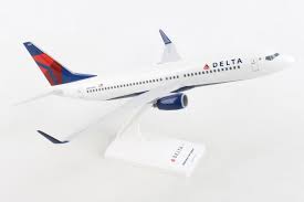 Exact dimensions and weight will be calculated at delta cargo facility. Delta Boeing 737 800 N3744f Skymarks Lite Skr4004 Scale 1 200 Eztoys Diecast Models And Collectibles