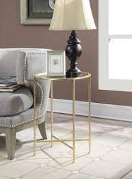 With Its Charming And Modern Design Gold Coast Round Mirror Accent Table Is The Perfect Addition To Any Decor Featur Mirrored End Table End Tables Home Decor