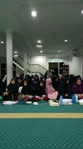 Maahad tahfiz pertama di malaysia memperkenalkan pembelajaran tahfiz dan kemahiran vokasional seiring dengan keperluan pekerjaan dan tuntutan agama. Maahad Tahfiz Az Zahrah Sessi 2018 Bermula Selamat Bermujahadah Facebook