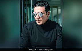  Akshay Kumar And Ahan Shetty In New Film 10 10 On Fake News Scale Tweets Actor Humming Zone