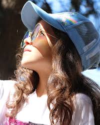 Karina Marina On Instagram Karina Que Buen Tiempo Hace Hoy En Malaga Y Vosotros De Donde Sois Besitos I En 2020 Marina Buenos Tiempos