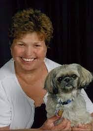 Joan Lathrop's Instagram, Twitter & Facebook