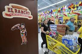 Super limpio, muy buen servicio, sin malas caras y mucho mas. El Rancho Opens First Houston Supermarket To Big Crowds
