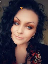 Larissa King's Instagram, Twitter & Facebook