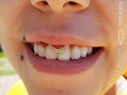 This 4 Year Old Smiley Is Looking The Freshest Wearing A 14k Solid Gold Kolo By Bvla Piercing By Oliviatheriault Smiley Piercing Piercing Nose Piercing