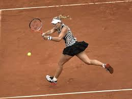 Kiki bertens heeft zich laten opereren aan een achillespees en is om die reden voor lange tijd uitgeschakeld. French Open Angelique Kerber Stunned By Kiki Bertens In Opener Tennis News
