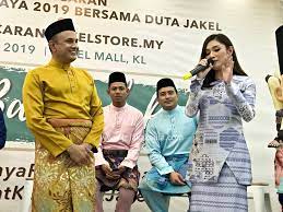 Jom meriahkan raya anda dengan jakel! Koleksi Baju Raya Jakel Kini Boleh Dibeli Secara Online Jejakakaula