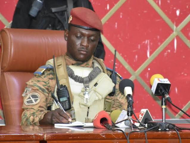 Burkina Faso coup leader Ibrahim Traore named transitional president - France 24