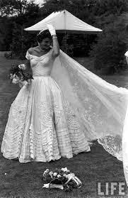 Jackie O Inspiring Wedding Dress Jackie Kennedy Wedding Wedding Dresses Vintage Celebrity Weddings