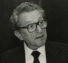 TÜv{|äxátÇwfÑxv|tÄVÉÄÄxvà|ÉÇá