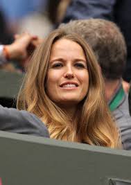 Andy murray finally beats roger federer. Murray Girlfriend Left Cold By 50 Shades