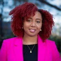 Dasha Bailey's Instagram, Twitter & Facebook