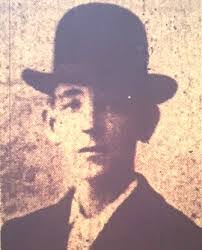 Daisy Dunham's Instagram, Twitter & Facebook