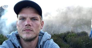 Yhtäkkiä hän oli maan suurin”