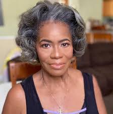 Pam Woods's Instagram, Twitter & Facebook