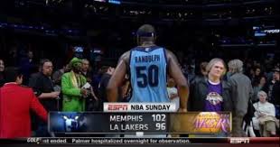 Bishop Don Magic Juan Girls Photo Zach Randolph Greets Bishop Don Magic Juan Zach Randolph Magic S Greets