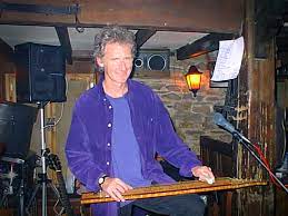 60.000 unge, der ikke er tilmeldt licens. Al Jones Wikipedia