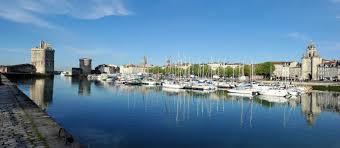 Aparthotel sejours affaires la rochelle les minimes la rochelle. La Rochelle