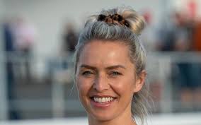 Curtis Hits 20 Wins, Divina Grace Shines, Evening Jumps This Week