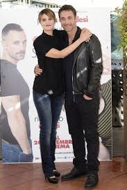 Raoul bova è diventato di nuovo papà di una bimba, avuta dalla compagna rocio morales. Raoul Bova Paola Cortellesi Attori