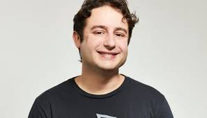 University drop out to billionaire at 30: meet Dylan Field, the tech whizz  who cut a US$20 billion deal selling Figma to Adobe, and compares computer  programming to Harry Potter magic |